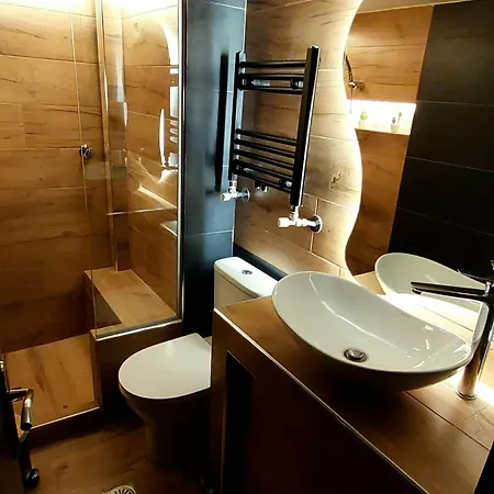 Sky View Apartment *