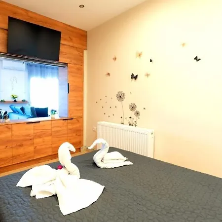 Sky View Apartamento Serres