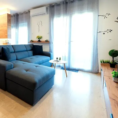 Apartment Sky View